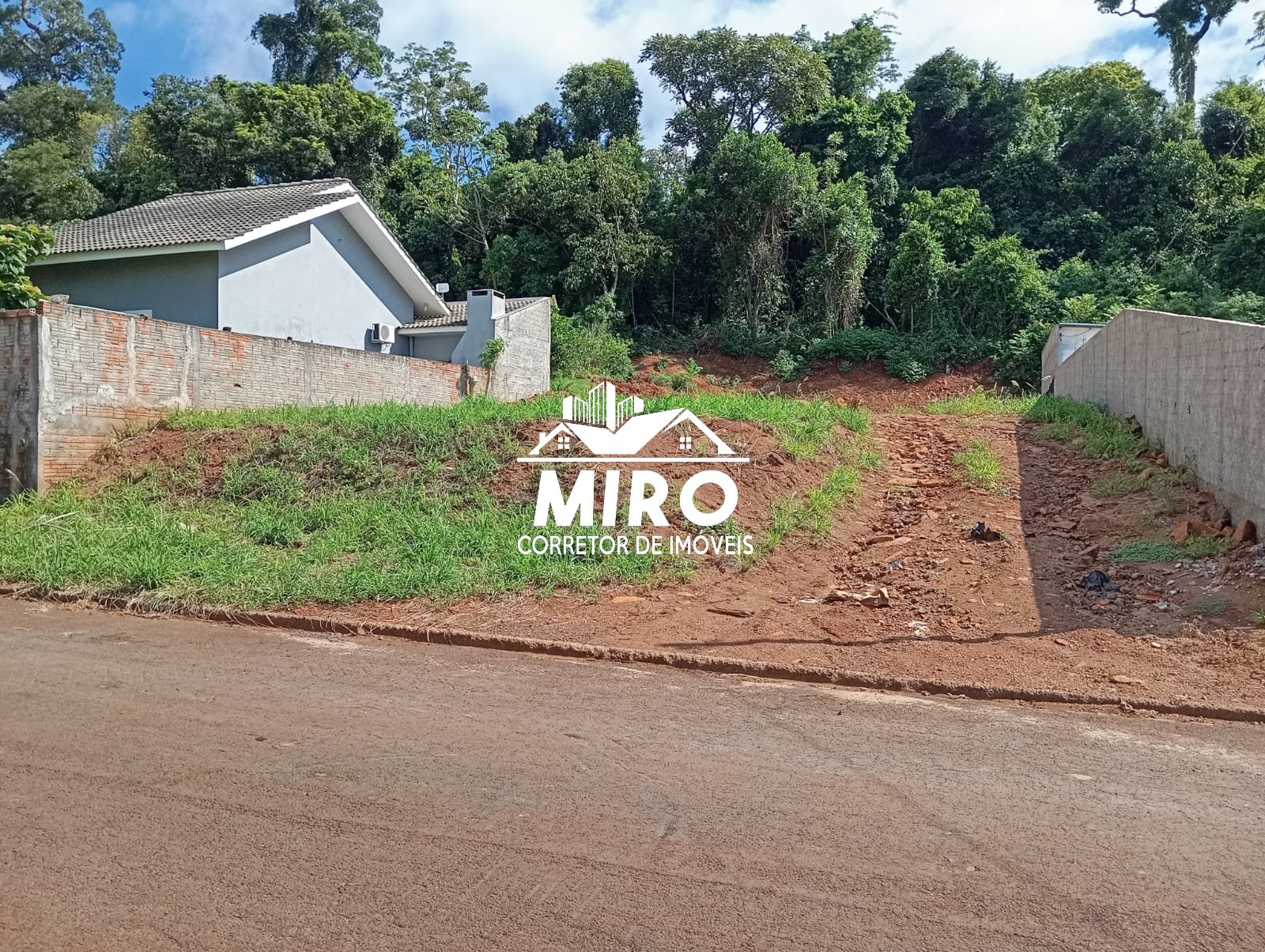Terreno à Venda em São Miguel do Iguaçu, PR! - Imagem 1